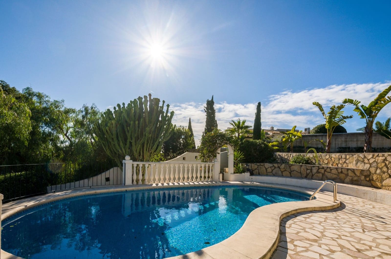 4 sypialnia Willa na sprzedaż w Moraira z basenem garażem - 1 190 000 € (Ref: 9901400)