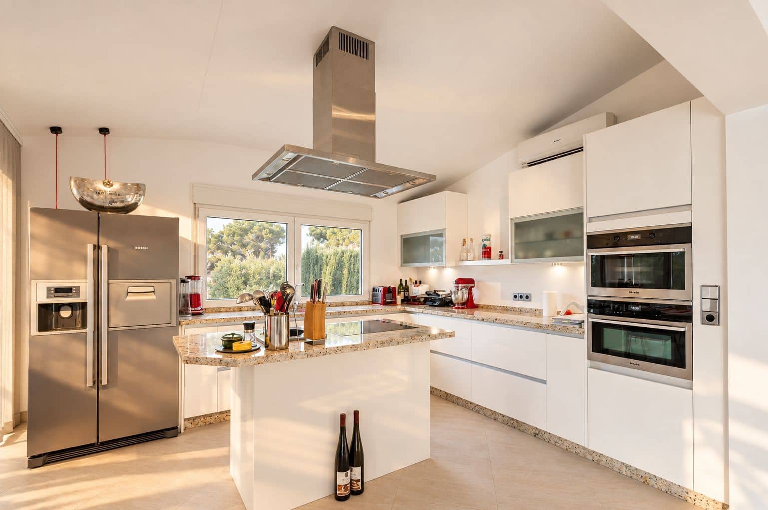 3 sypialnia Willa na sprzedaż w Moraira z basenem garażem - 1 425 000 € (Ref: 9901402)