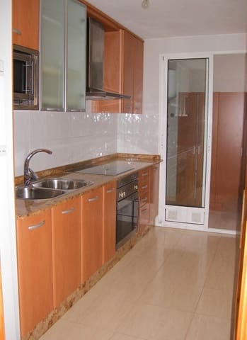 Piso de 3 habitaciones en La Unión en venta - 115.000 € (Ref: 9901404)