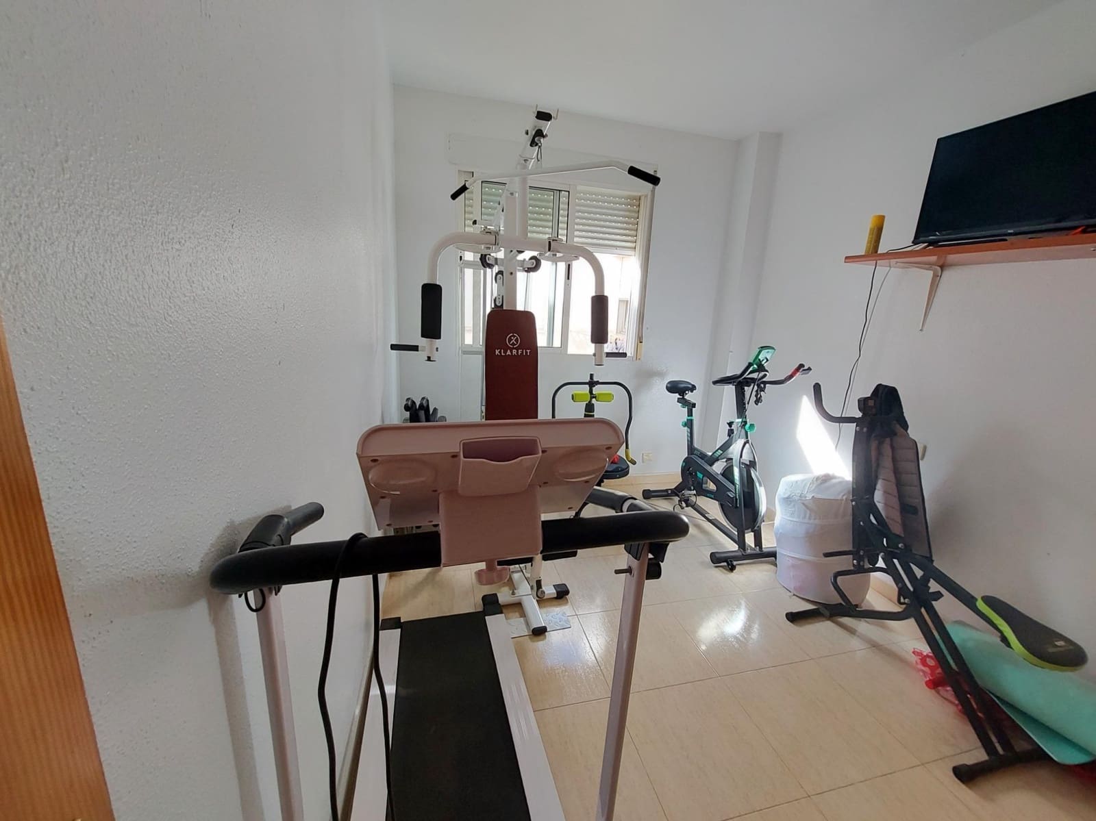 Piso de 3 habitaciones en La Unión en venta - 115.000 € (Ref: 9901404)