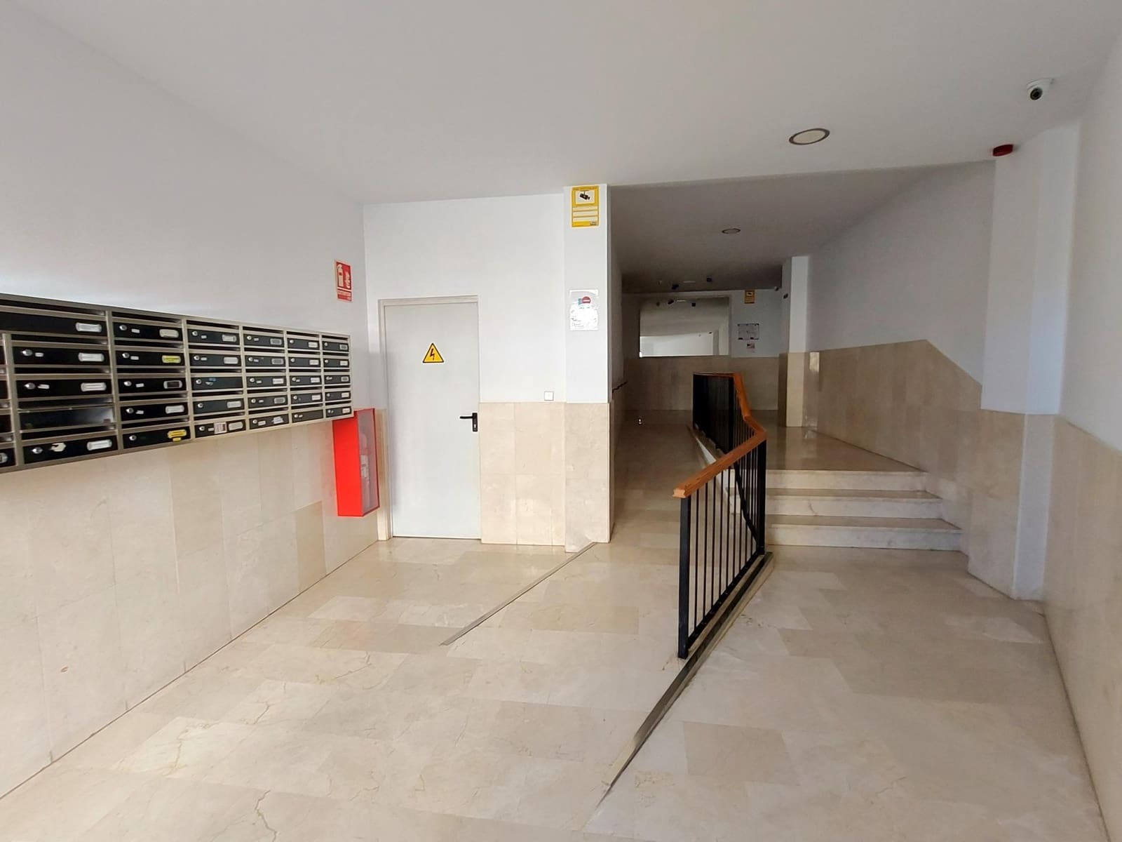 Piso de 3 habitaciones en La Unión en venta - 115.000 € (Ref: 9901404)