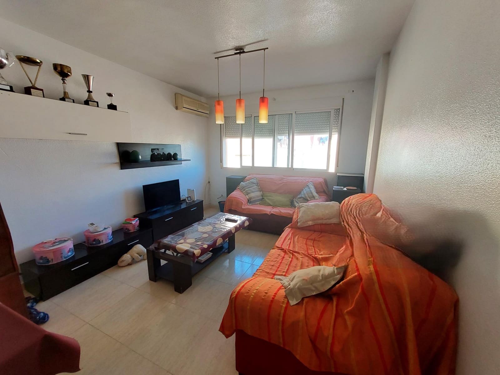 Piso de 3 habitaciones en La Unión en venta - 115.000 € (Ref: 9901404)