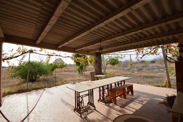 4 bedroom Finca/Country House for sale in Cartagena with garage - € 300,000 (Ref: 9901405)
