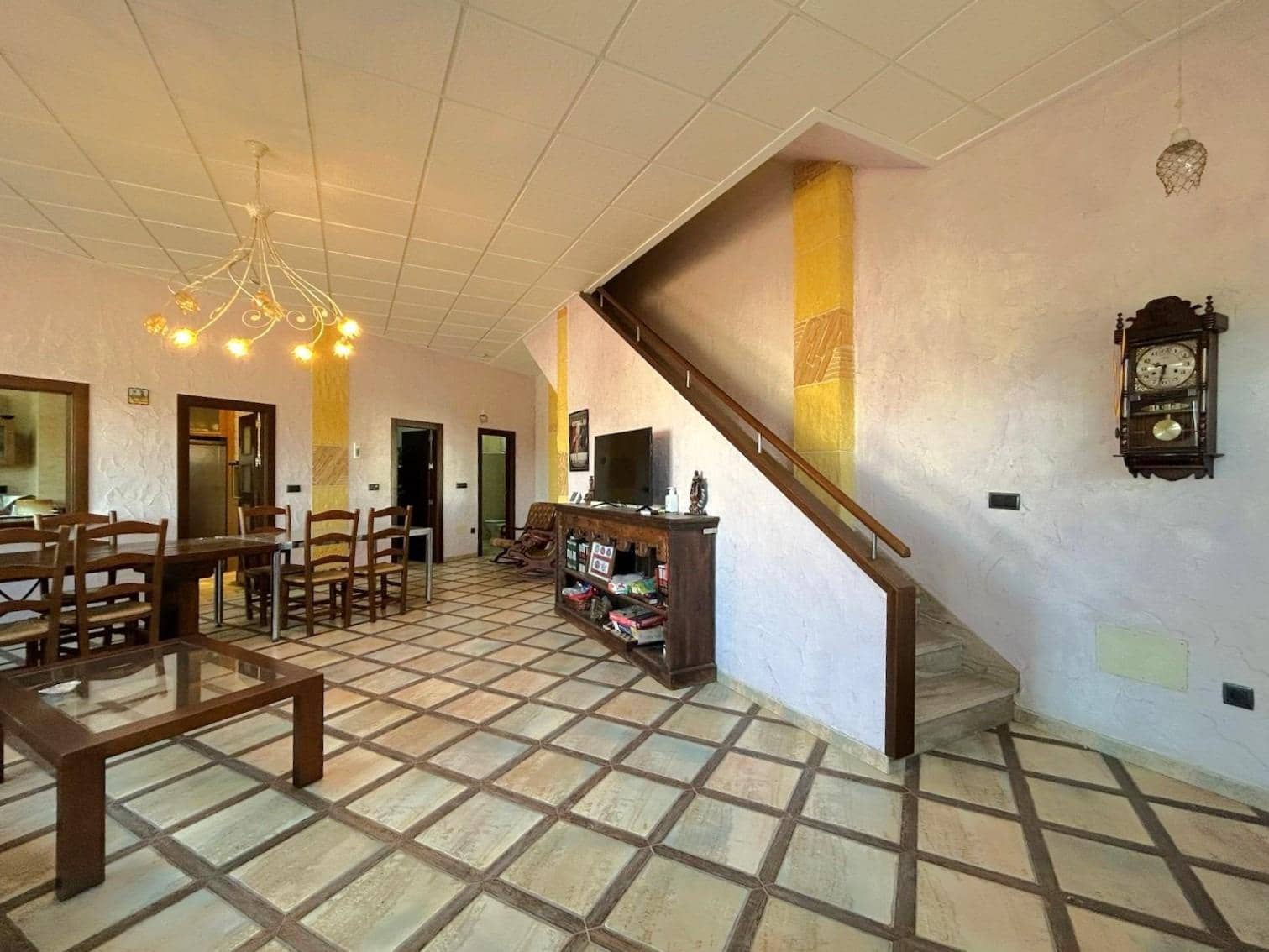 3 bedroom Finca/Country House for sale in La Puebla with pool garage - € 420,000 (Ref: 9901411)