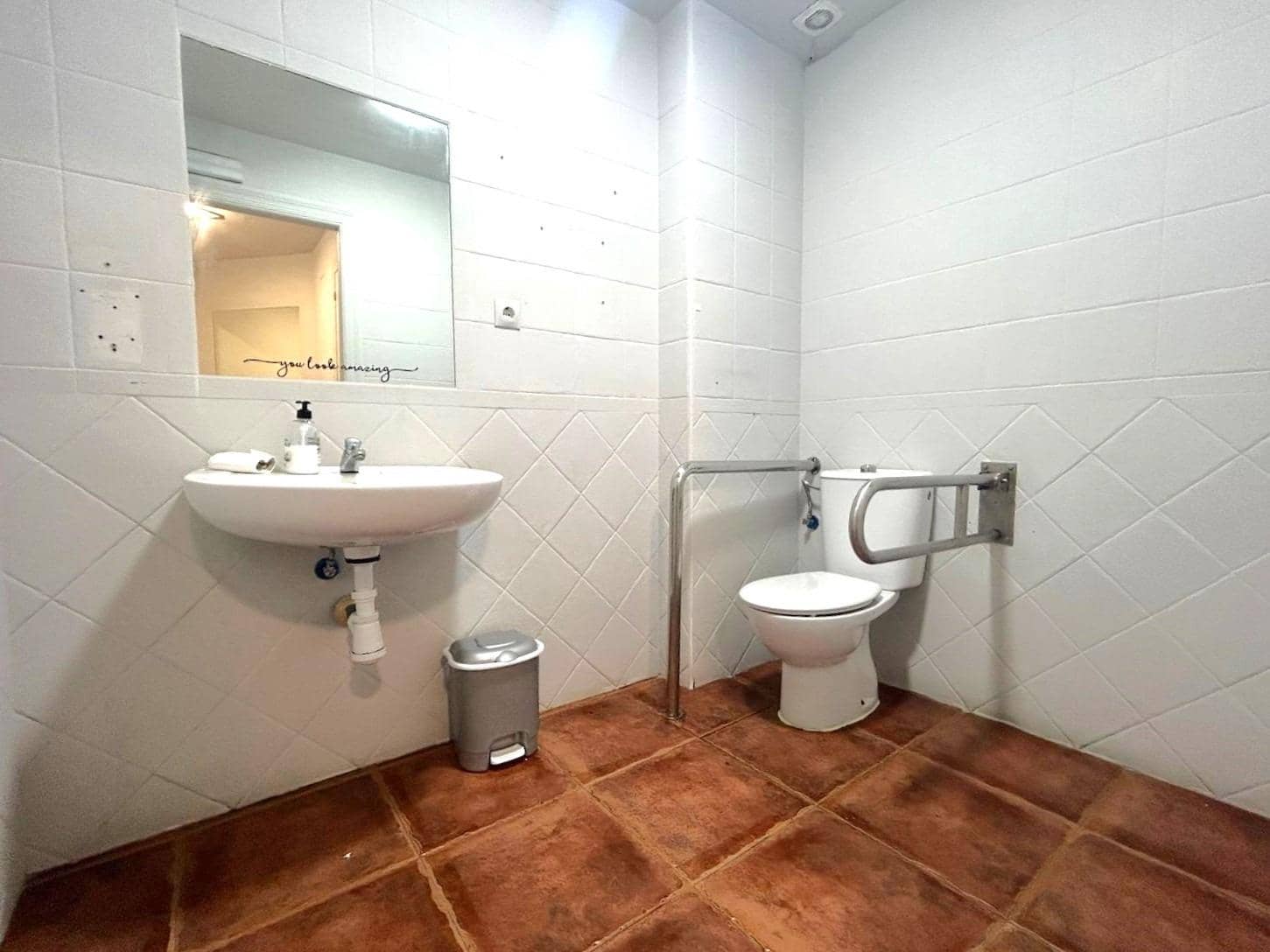 Komercyjne na sprzedaż w Kartagena - 185 000 € (Ref: 9901414)