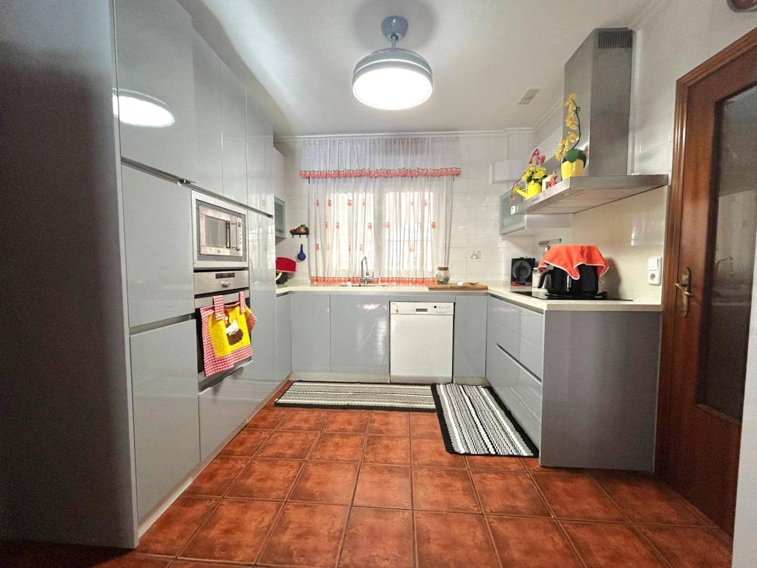 3 soveværelse Lejlighed til salg i Cartagena med garage - € 270.000 (Ref: 9901417)