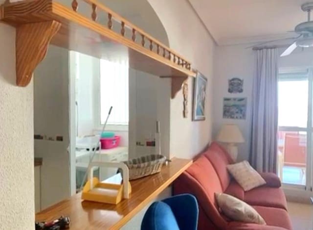 2 Zimmer Wohnung zu verkaufen in La Manga del Mar Menor mit Pool - 200.000 € (Ref: 9901422)