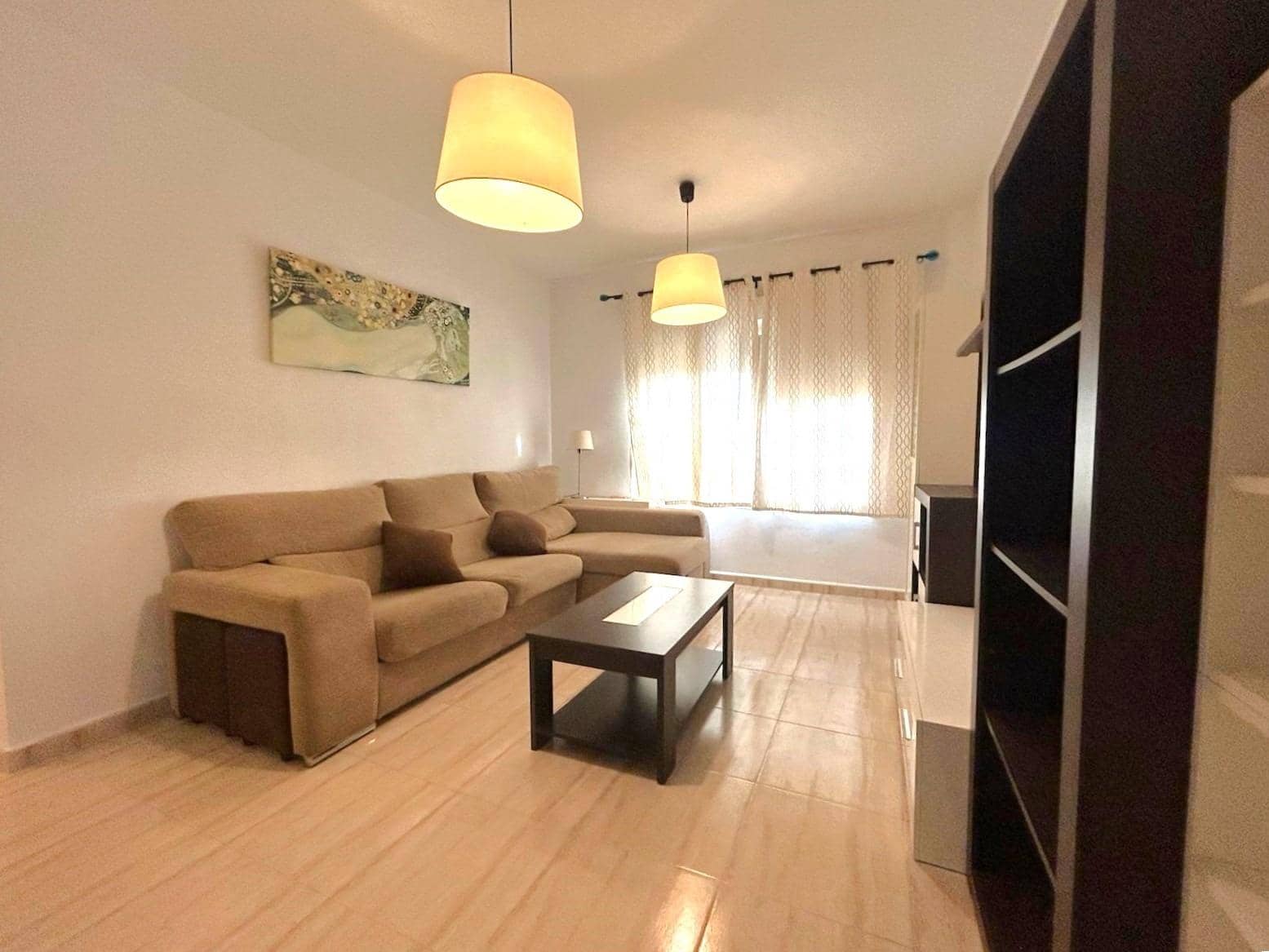 Piso de 2 habitaciones en La Unión en venta - 115.000 € (Ref: 9901425)