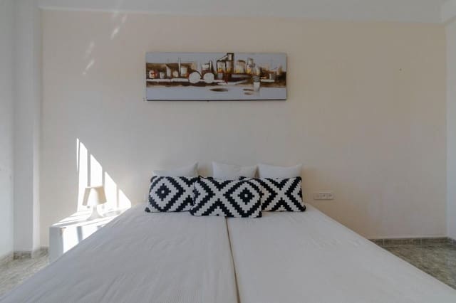 3 bedroom Flat for sale in Alumbres, Cartagena - € 120,000 (Ref: 9901434)