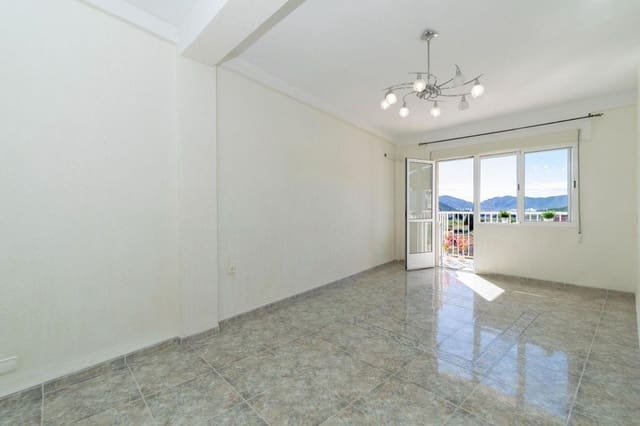 3 bedroom Flat for sale in Alumbres, Cartagena - € 120,000 (Ref: 9901434)