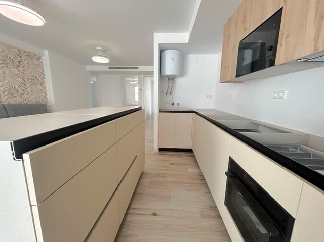 3 sypialnia Apartament na sprzedaż w La Manga del Mar Menor z basenem - 339 000 € (Ref: 9911178)