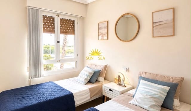 2 quarto Apartamento para arrendar em Los Europeos, Torrevieja - 900 € (Ref: 10001168)