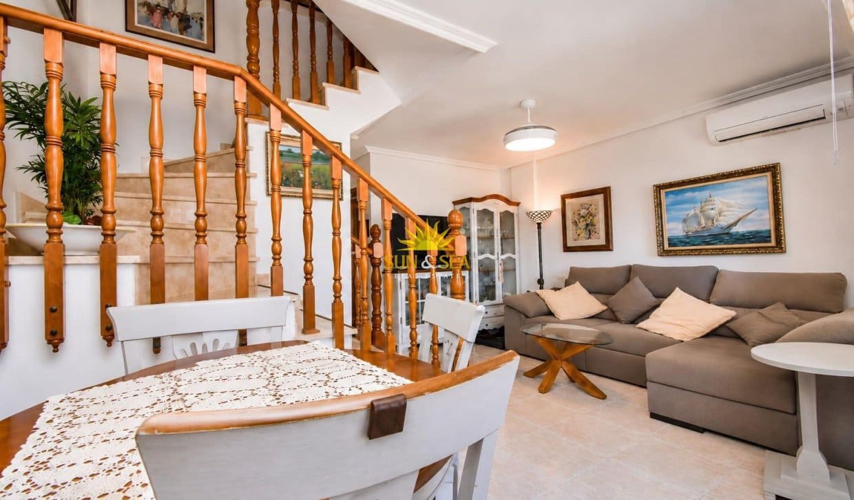 Casa de 3 habitaciones en Lo Pagan en venta - 185.000 € (Ref: 10004509)