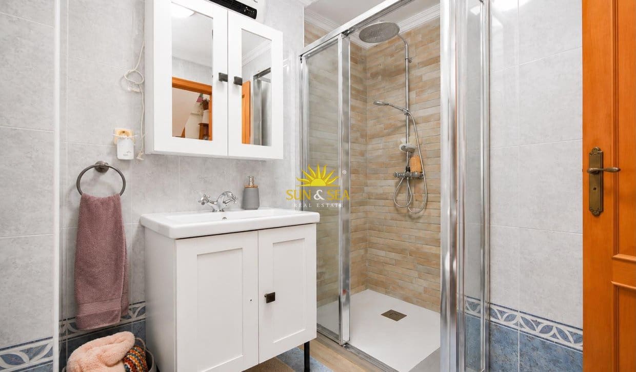 Casa de 3 habitaciones en Lo Pagan en venta - 185.000 € (Ref: 10004509)