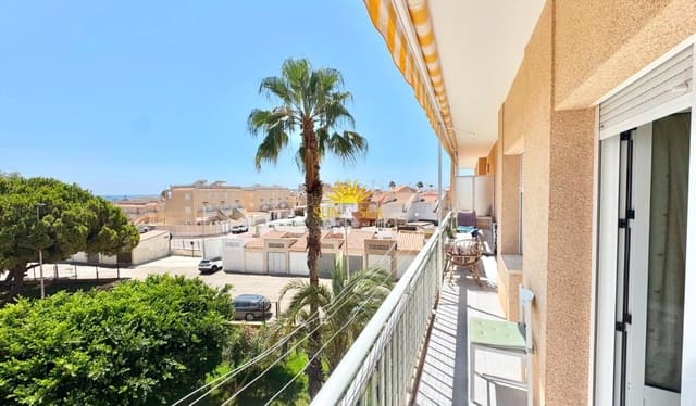 3 bedroom Apartment for holiday rental in Los Frutales, Torrevieja with pool - € 700 (Ref: 10004724)