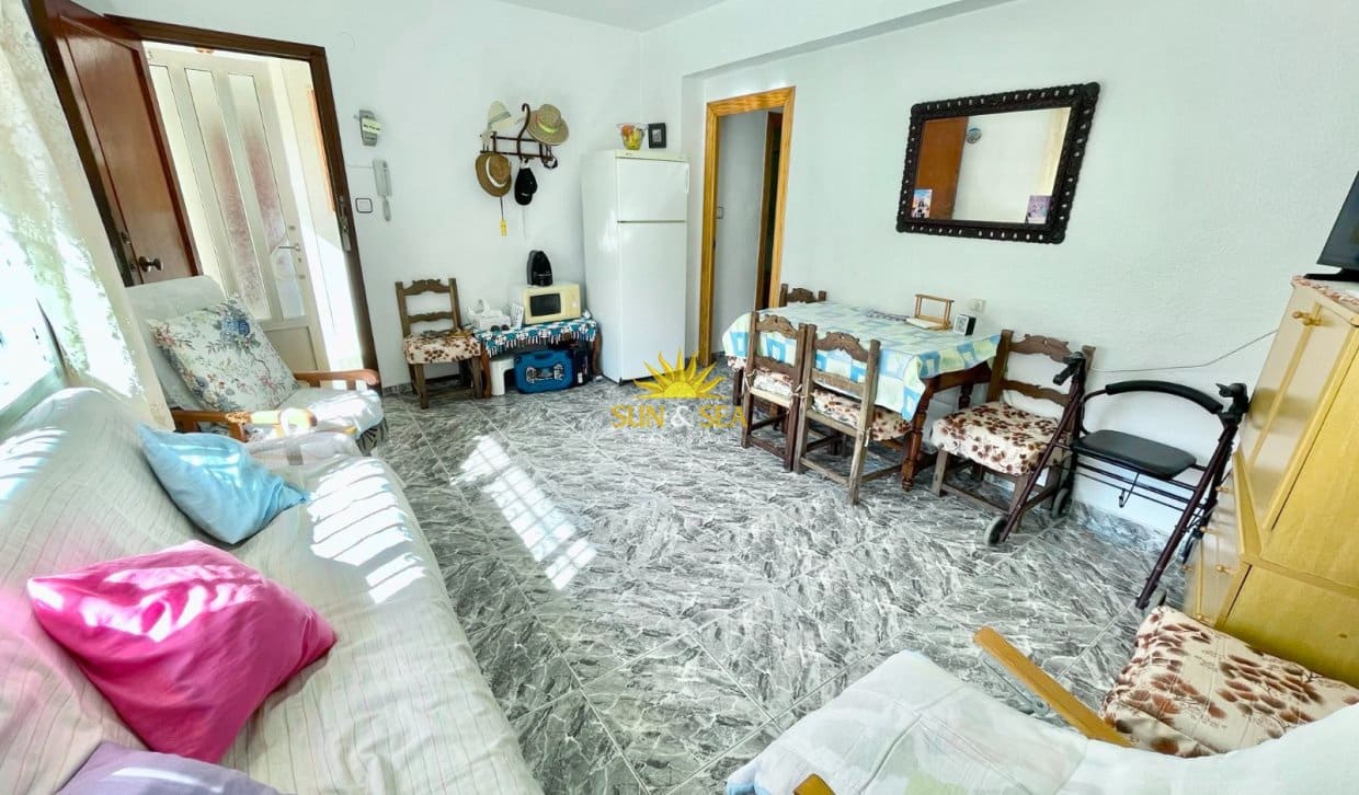 3 bedroom Apartment for rent in Los Cuarteros with garage - € 750 (Ref: 10004823)