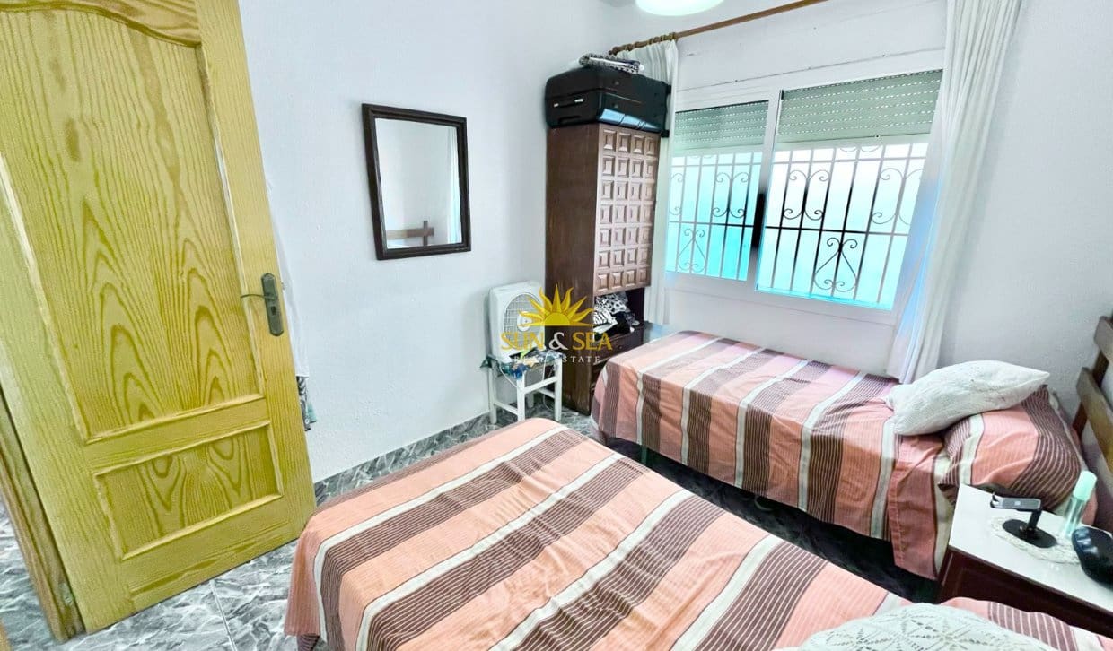 3 bedroom Apartment for rent in Los Cuarteros with garage - € 750 (Ref: 10004823)