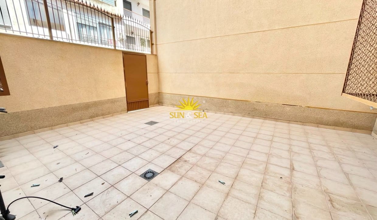 3 bedroom Apartment for rent in Los Cuarteros with garage - € 750 (Ref: 10004823)