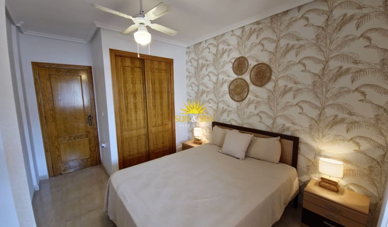 2 quarto Casa em Banda para venda em Orihuela Costa com piscina garagem - 173 000 € (Ref: 10007570)