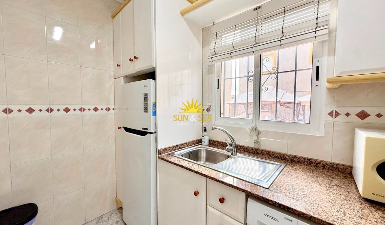 2 camera da letto Casa da affitare come casa vacanza in Torrevieja con piscina - 750 € (Rif: 10007764)