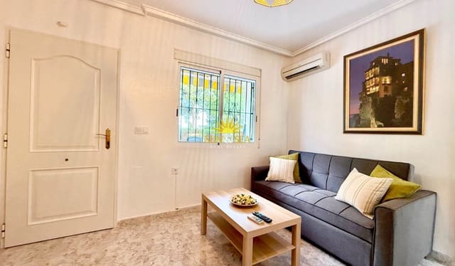 2 sypialnia Dom na kwatery wakacyjne w Torreblanca, Torrevieja z basenem - 750 € (Ref: 10007764)