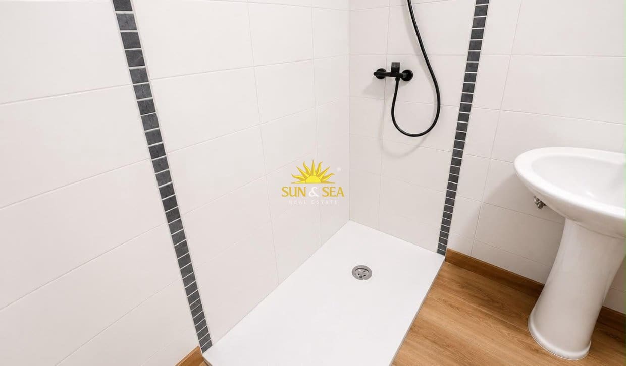 3 chambre Appartement à vendre à Callosa de Segura - 99 900 € (Ref: 10007906)