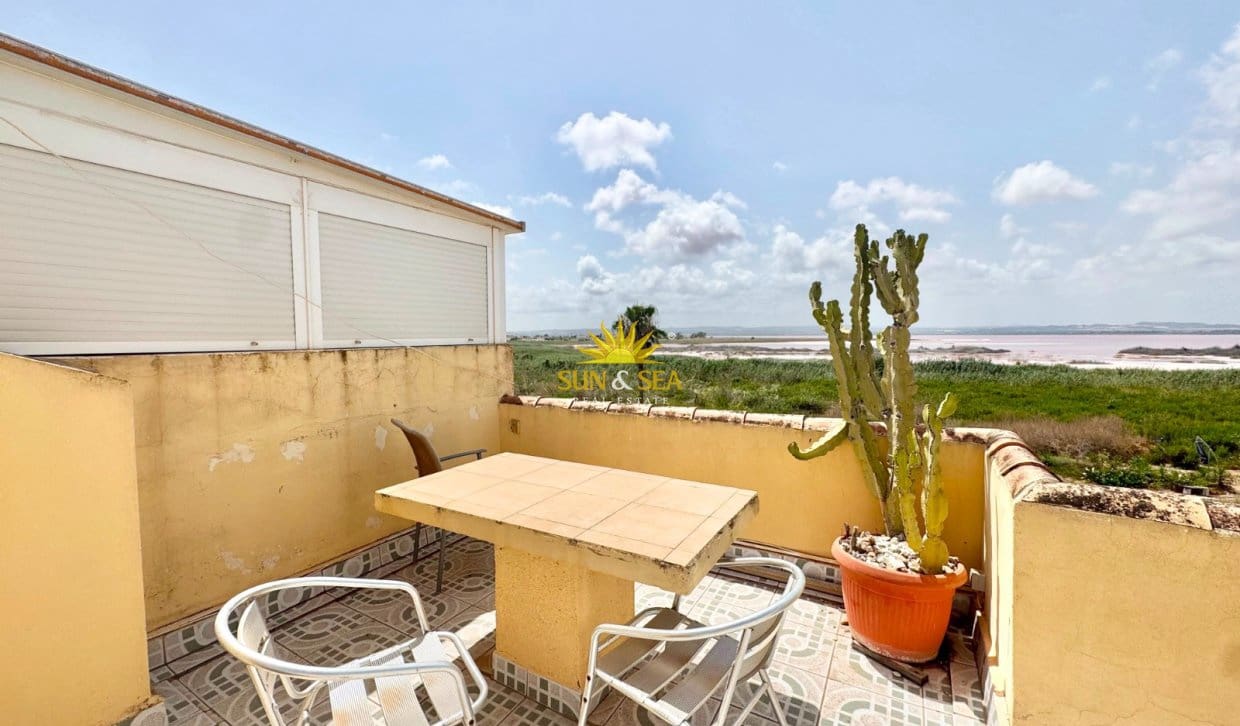 3 sovrum Hus att hyra i Torrevieja med pool - 850 € (Ref: 10008084)