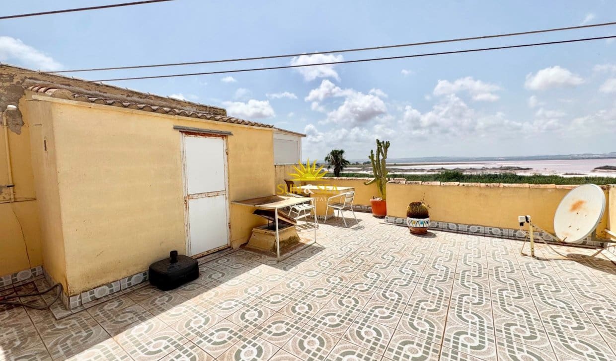 3 sovrum Hus att hyra i Torrevieja med pool - 850 € (Ref: 10008084)