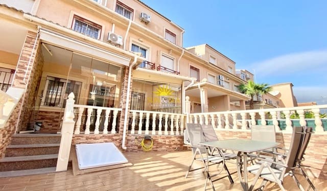 3 sypialnia Willa na sprzedaż w Playa Flamenca, Orihuela z basenem garażem - 284 000 € (Ref: 10009482)