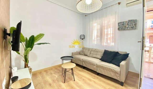 3 sypialnia Willa na sprzedaż w Playa Flamenca, Orihuela z basenem garażem - 284 000 € (Ref: 10009482)