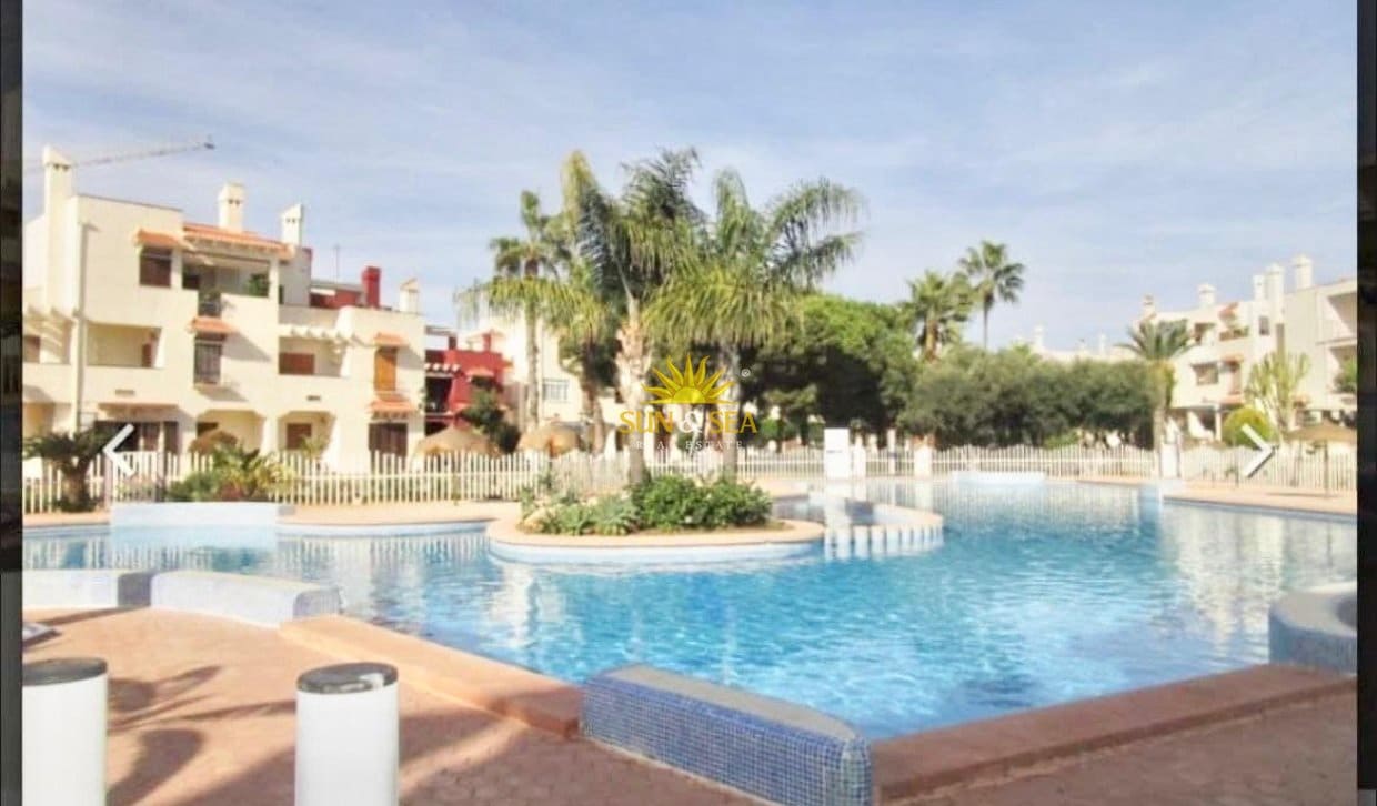 Apartamento de 2 habitaciones en Cabo de Palos en alquiler vacacional con piscina - 750 € (Ref: 10009756)
