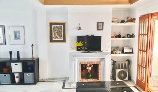 Apartamento de 2 habitaciones en Cabo de Palos, Cartagena en alquiler vacacional con piscina - 750 € (Ref: 10009756)