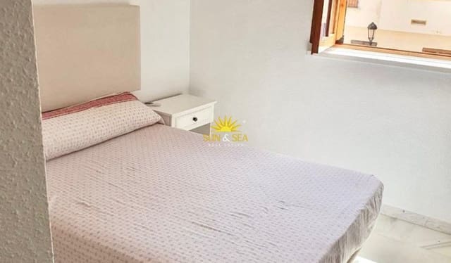 Apartamento de 2 habitaciones en Cabo de Palos, Cartagena en alquiler vacacional con piscina - 750 € (Ref: 10009756)