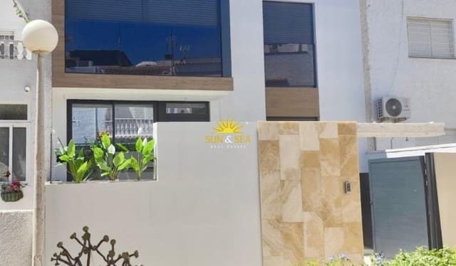 3 Zimmer Apartment zu vermieten in Centro, Torrevieja - 2.200 € (Ref: 10009757)