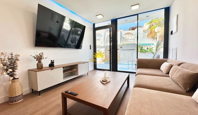 3 slaapkamer Appartement te huur in Centro, Torrevieja met zwembad - € 2.200 (Ref: 10009757)