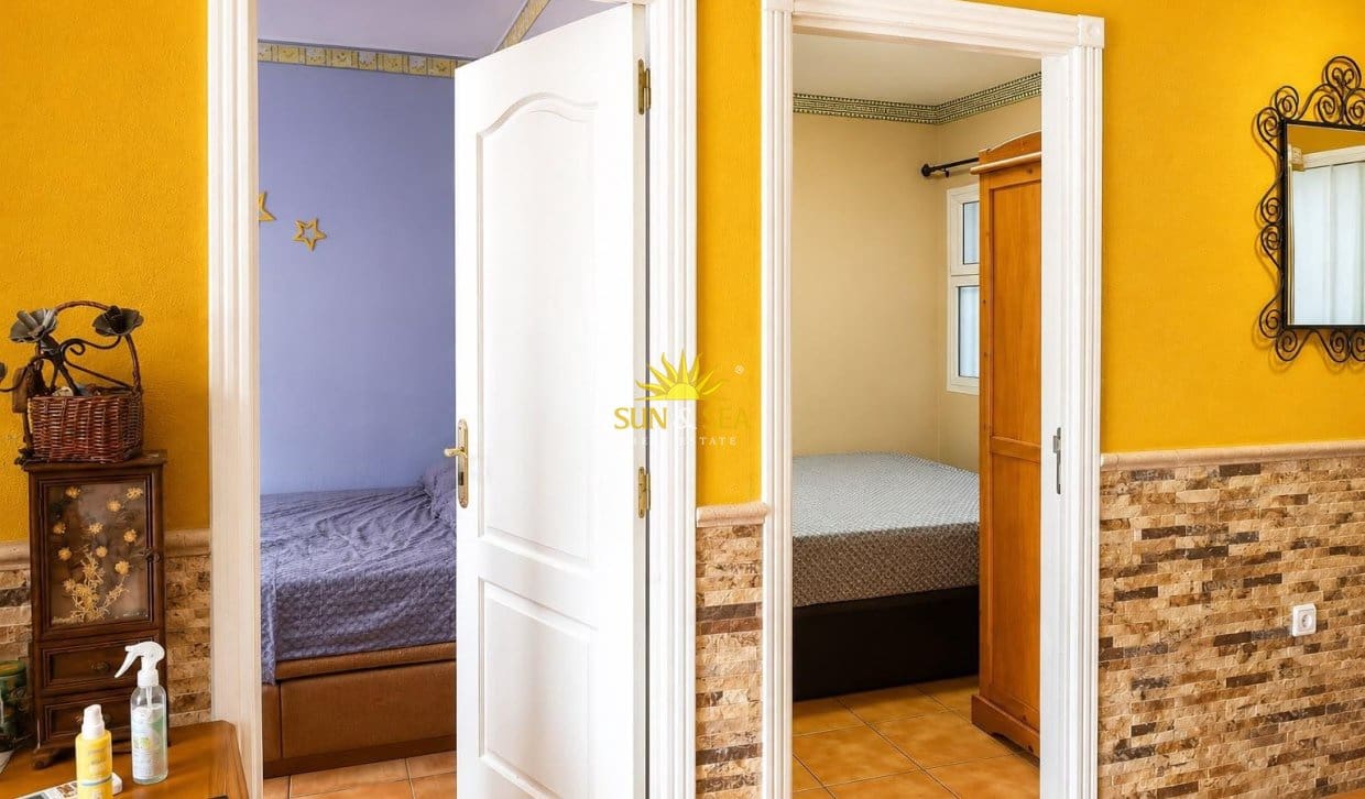 2 soveværelse Lejlighed til salg i Torrevieja - € 159.990 (Ref: 10009758)