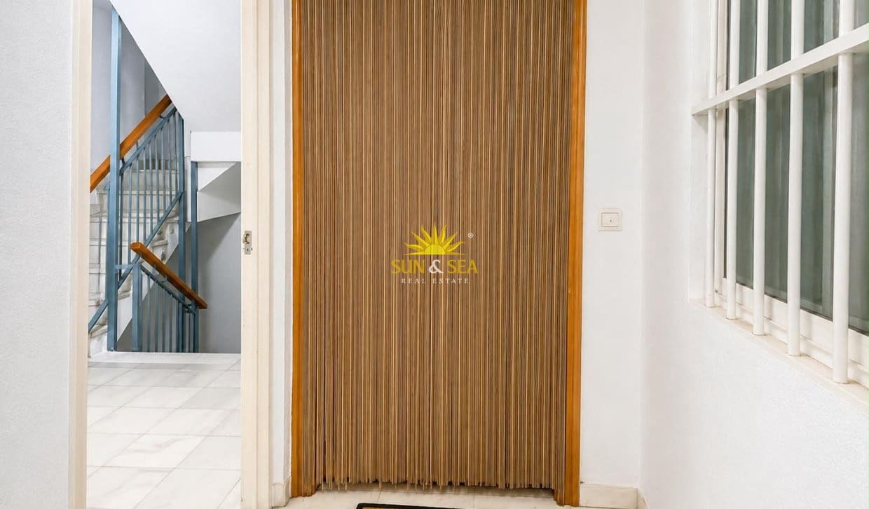 2 soveværelse Lejlighed til salg i Torrevieja - € 159.990 (Ref: 10009758)