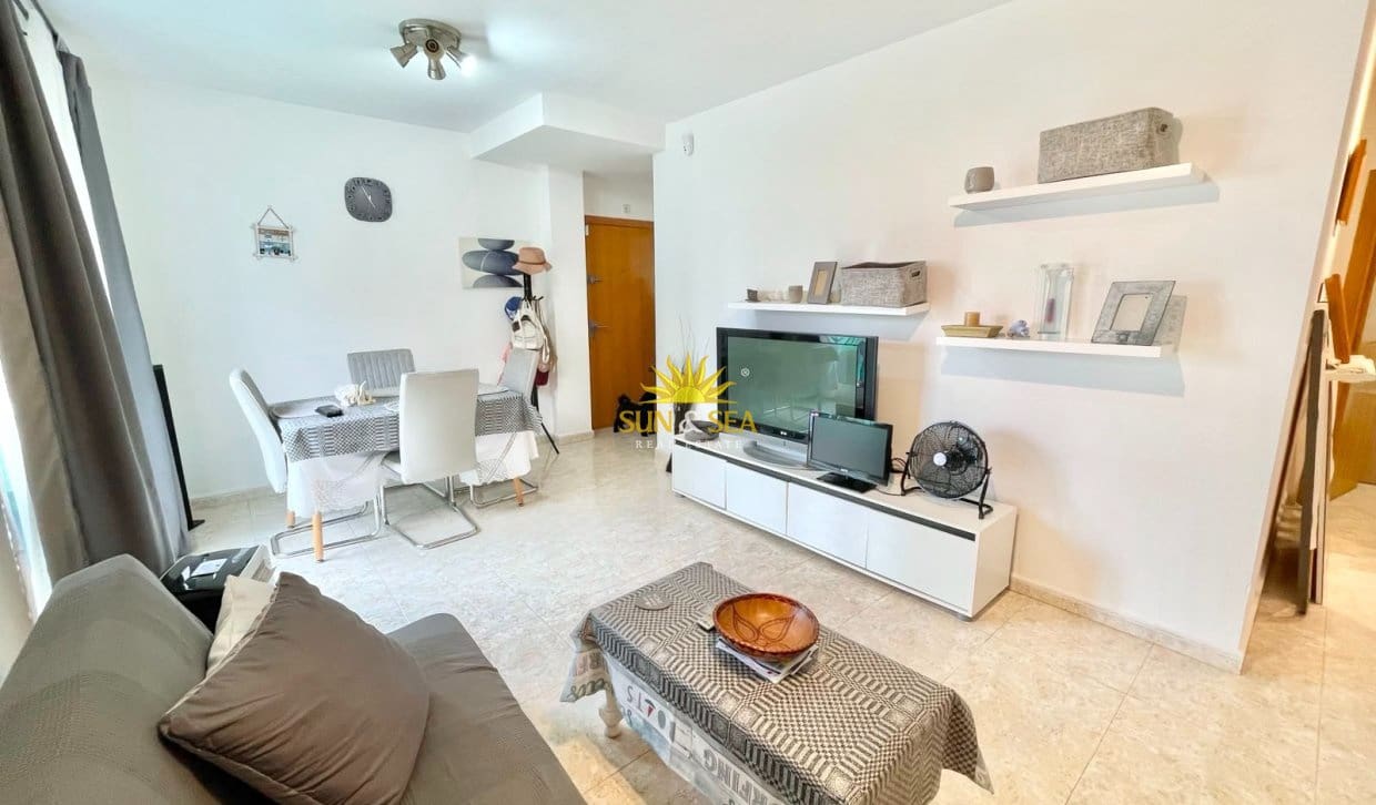 2 slaapkamer Appartement voor vakantieverhuur in Pilar de la Horadada met garage - € 800 (Ref: 10009848)