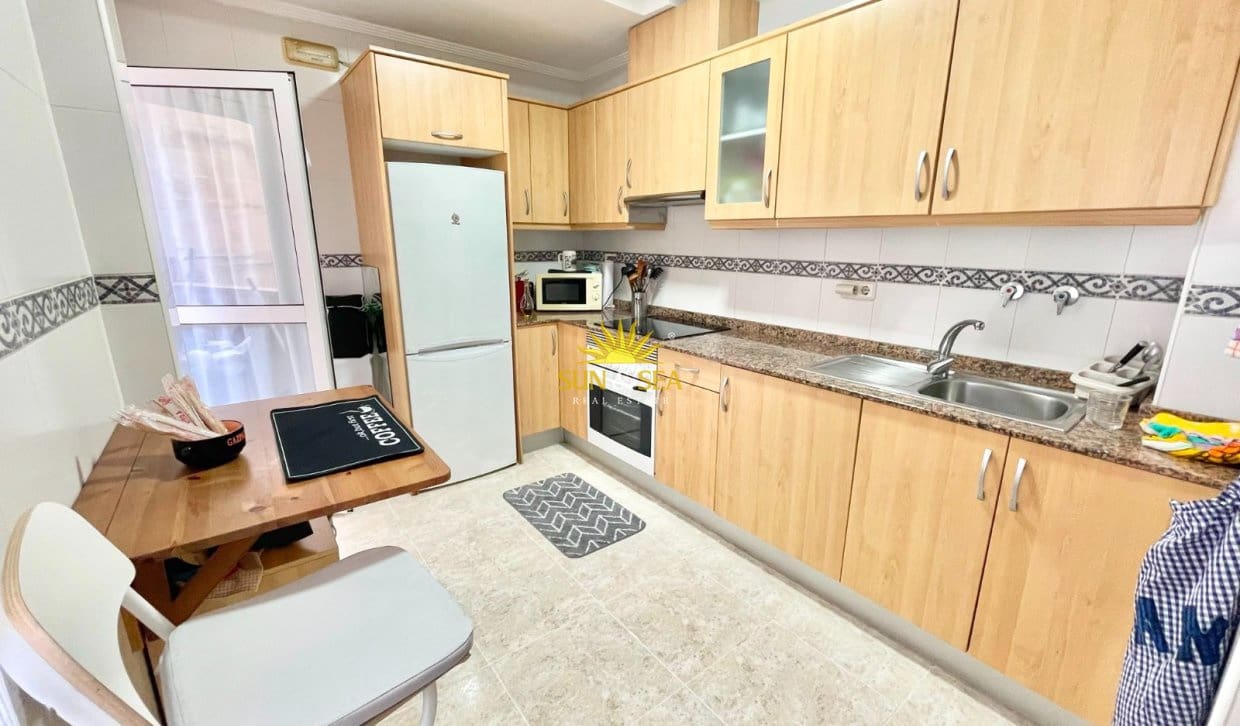 2 slaapkamer Appartement voor vakantieverhuur in Pilar de la Horadada met garage - € 800 (Ref: 10009848)