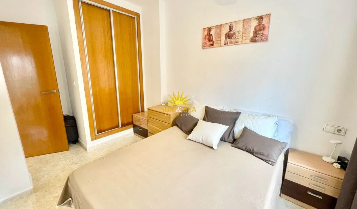 2 slaapkamer Appartement voor vakantieverhuur in Pilar de la Horadada met garage - € 800 (Ref: 10009848)