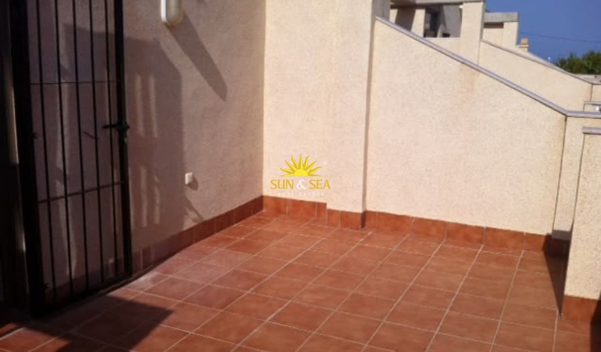4 camera da letto Appartamento da affitare come casa vacanza in Torre de la Horadada con garage - 1.300 € (Rif: 10009850)