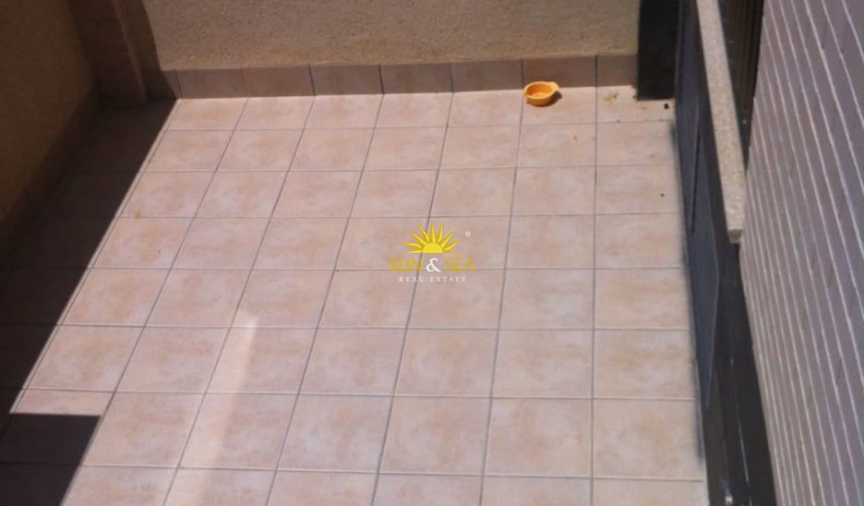 4 camera da letto Appartamento da affitare come casa vacanza in Torre de la Horadada con garage - 1.300 € (Rif: 10009850)