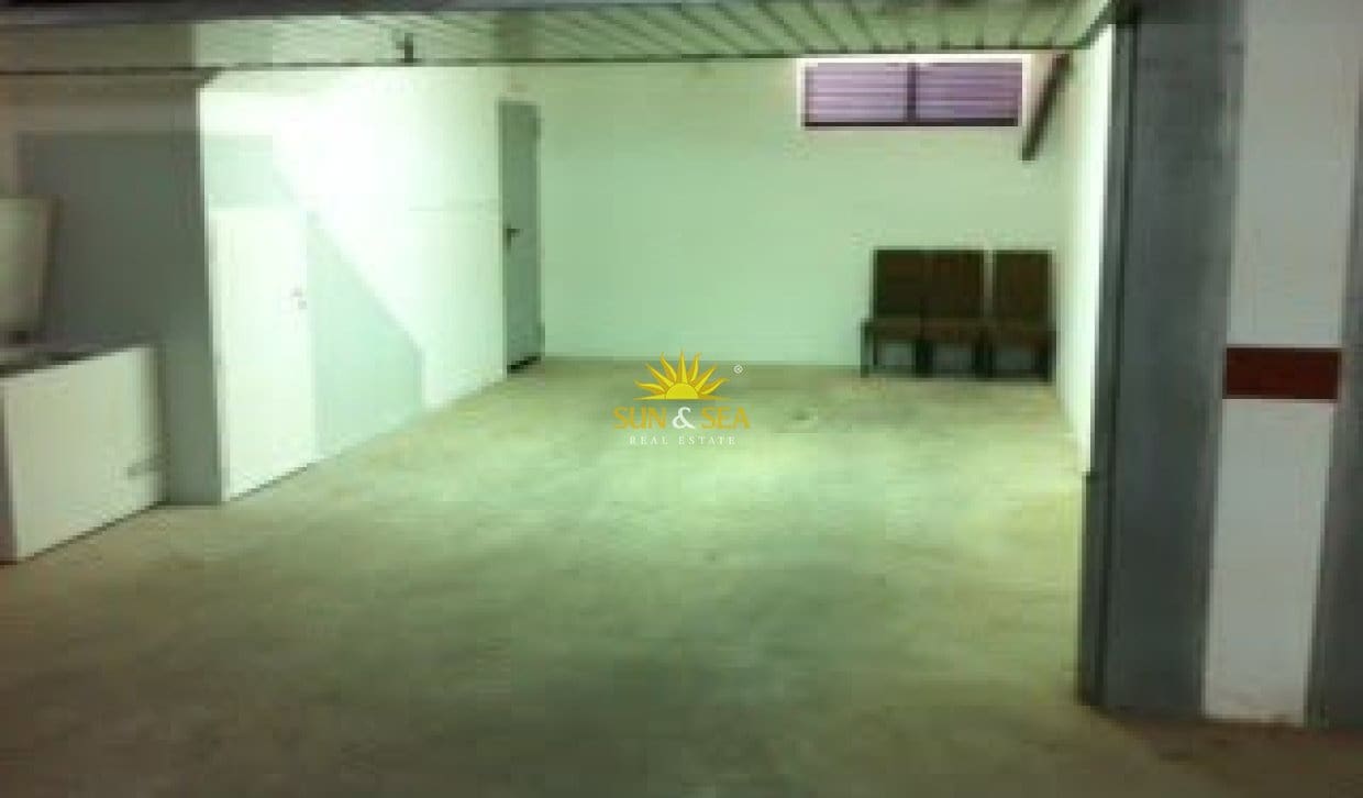 4 camera da letto Appartamento da affitare come casa vacanza in Torre de la Horadada con garage - 1.300 € (Rif: 10009850)