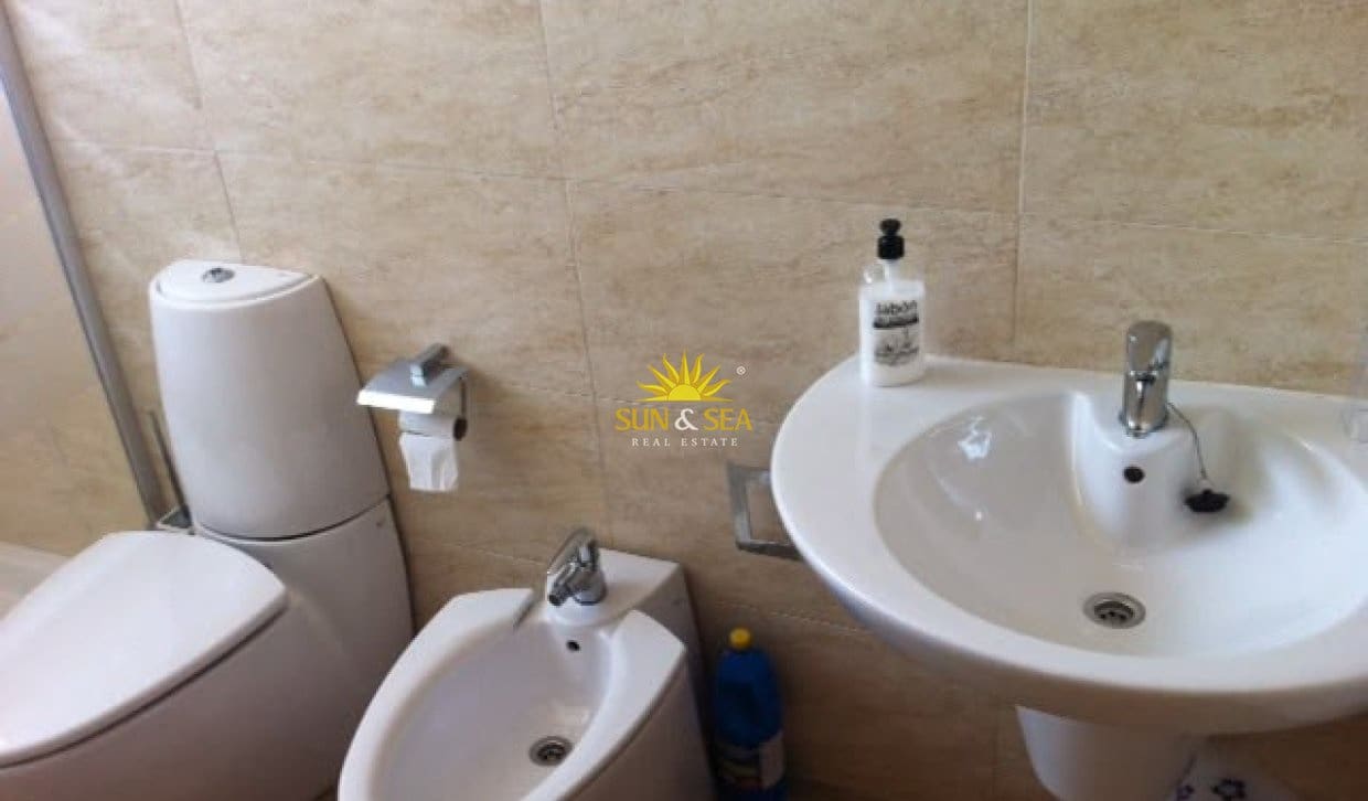 4 camera da letto Appartamento da affitare come casa vacanza in Torre de la Horadada con garage - 1.300 € (Rif: 10009850)