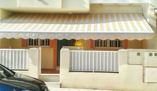 2 bedroom Townhouse for holiday rental in Torre de la Horadada, Pilar de la Horadada - € 800 (Ref: 10009851)