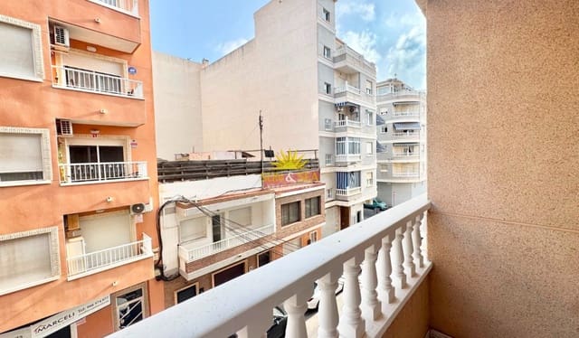 1 soveværelse Lejlighed til leje i Avenida Habaneras - Curva de Palangre, Torrevieja - € 700 (Ref: 10012283)