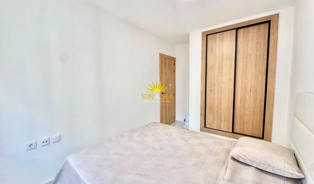 1 soveværelse Lejlighed til leje i Avenida Habaneras - Curva de Palangre, Torrevieja - € 700 (Ref: 10012283)