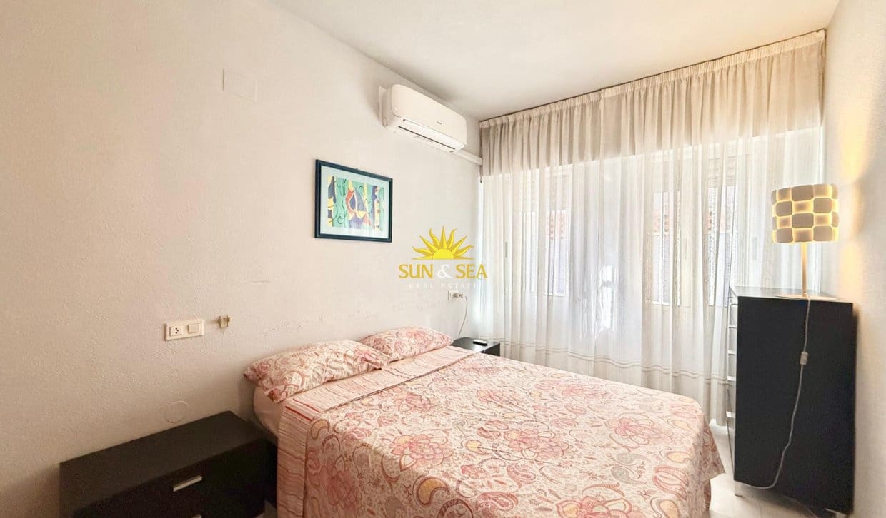 1 sypialnia Apartament do wynajęcia w Torrevieja - 750 € (Ref: 10012284)