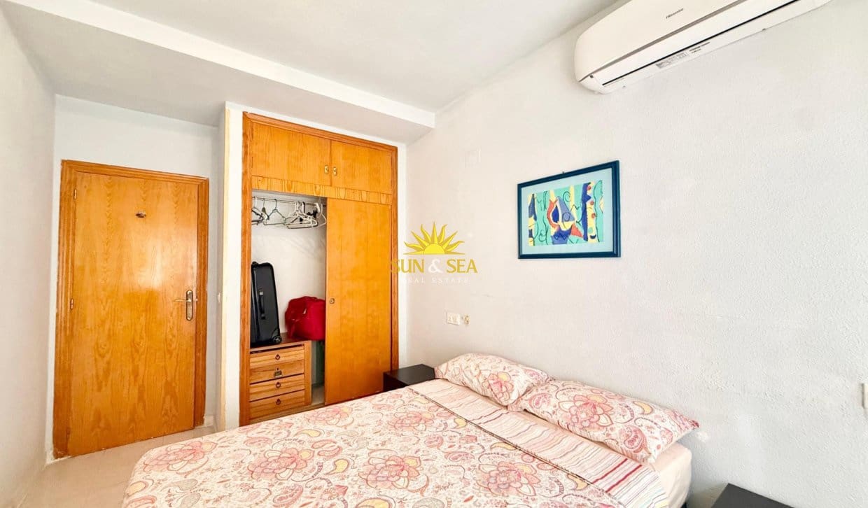 1 sypialnia Apartament do wynajęcia w Torrevieja - 750 € (Ref: 10012284)
