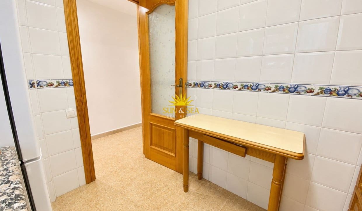 2 camera da letto Appartamento da affitare come casa vacanza in Playa de San Juan con piscina - 1.500 € (Rif: 10012619)
